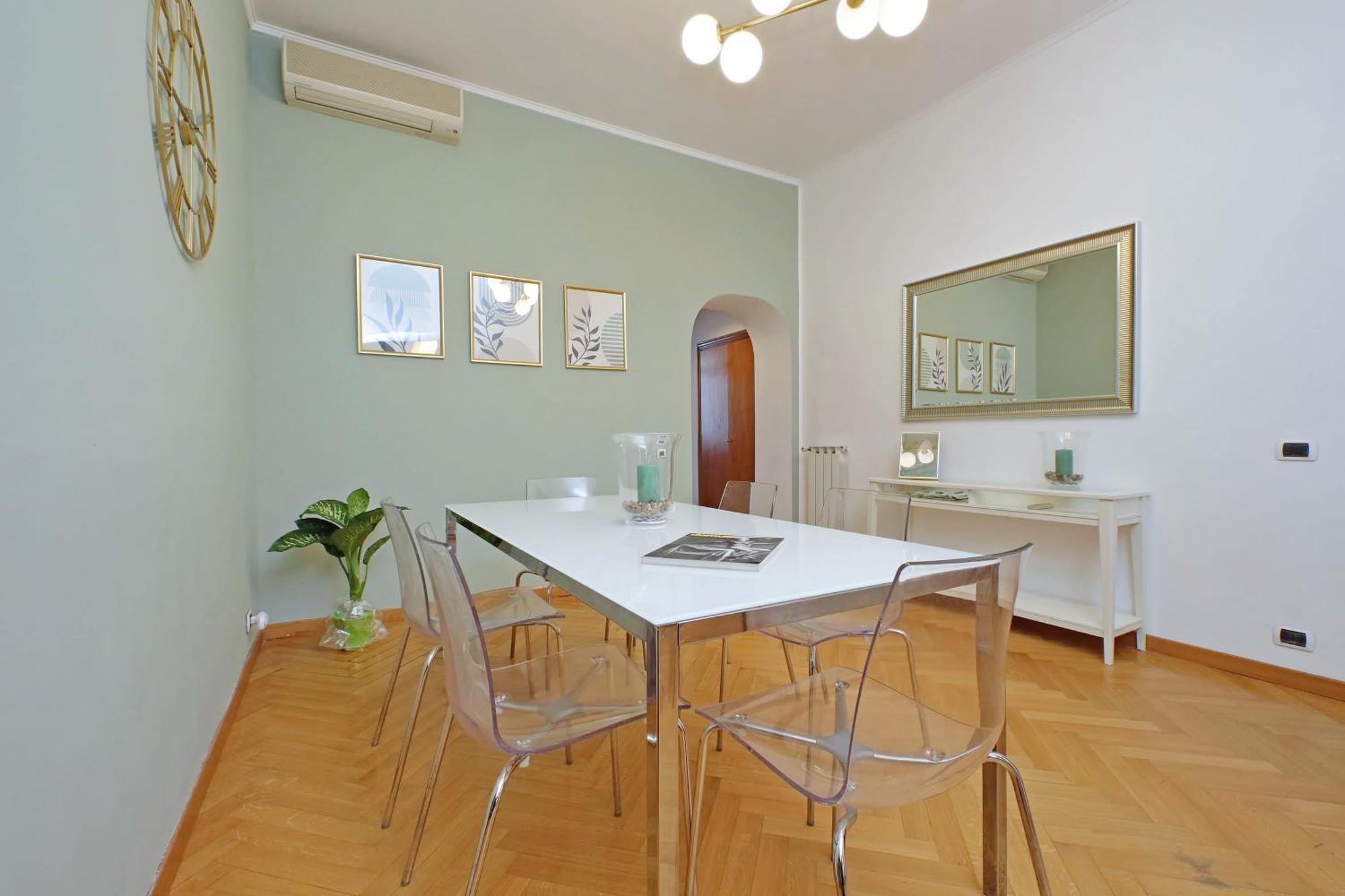 Ych-Comfortable 2 Bedrooms Flat Near Colosseum Roma Dış mekan fotoğraf